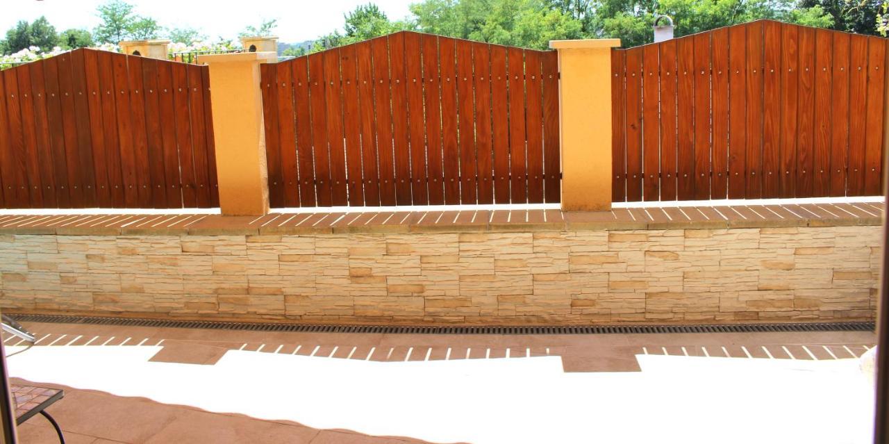 Villa Dolce Vita Еґер Екстер'єр фото