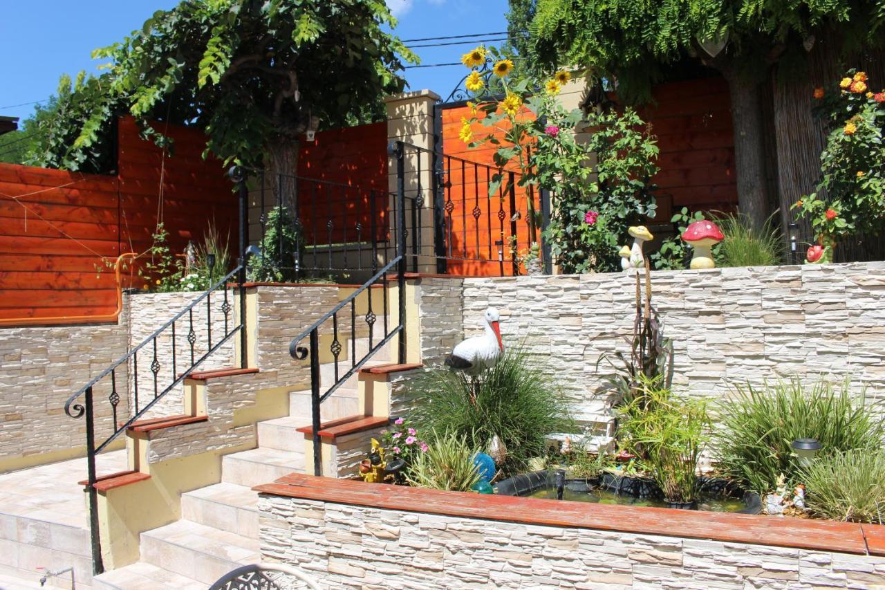 Villa Dolce Vita Еґер Екстер'єр фото