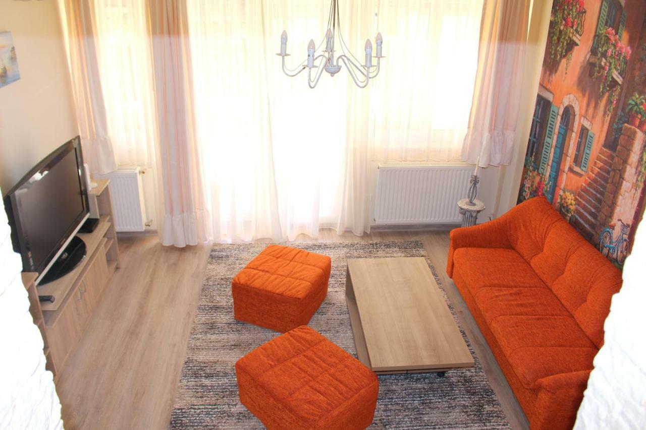Villa Dolce Vita Еґер Екстер'єр фото